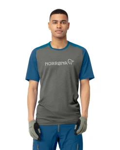 T-Skjorter/Long Sleeves-Norrøna Fjørå Equaliser Lightweight T-Shirt (M)
